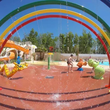 Campingplads Mobil-home 6 Personnes Valras-plage 4 Etoiles *
