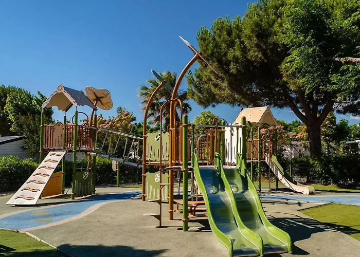 Mobil-home 6 Personnes Valras-plage 4 Etoiles * Sérignan